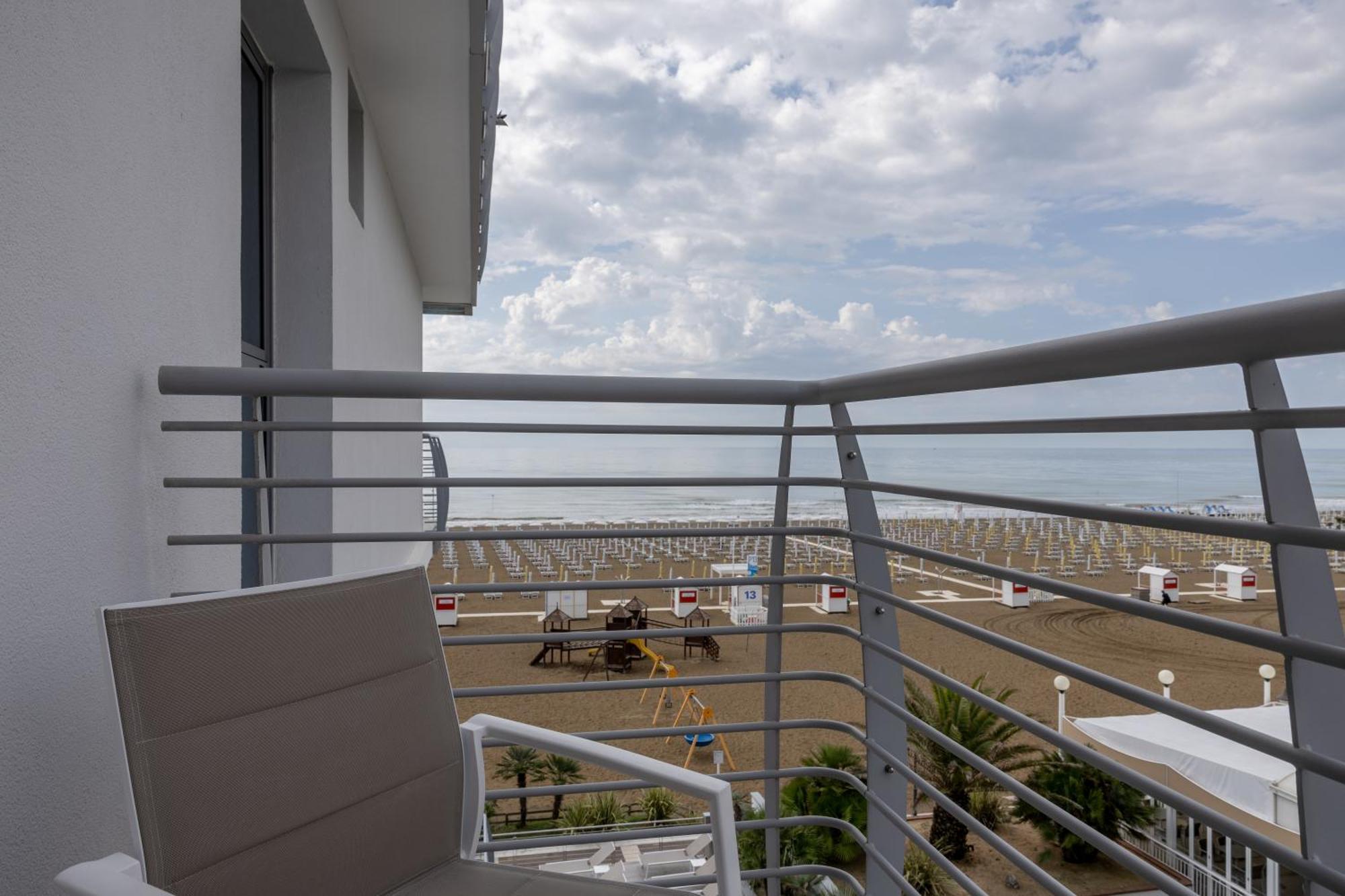 Hotel Delle Nazioni - Adults Only Caorle Buitenkant foto
